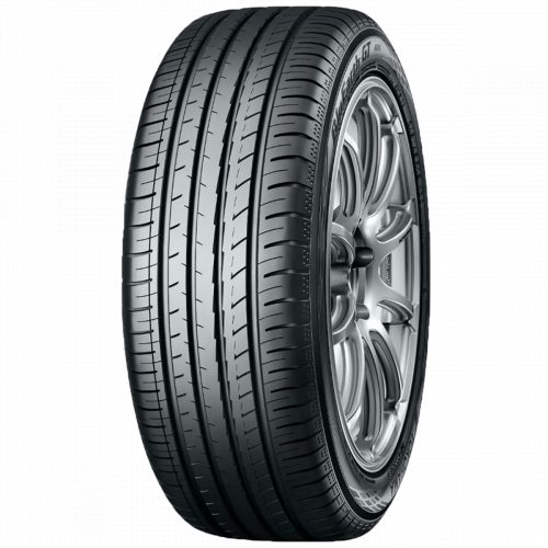 Llanta Yokohama AE51 215/45 R16