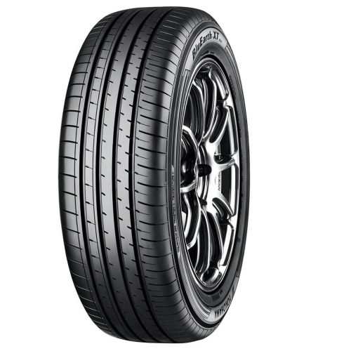 Llanta Yokohama AE61 215/65 R17